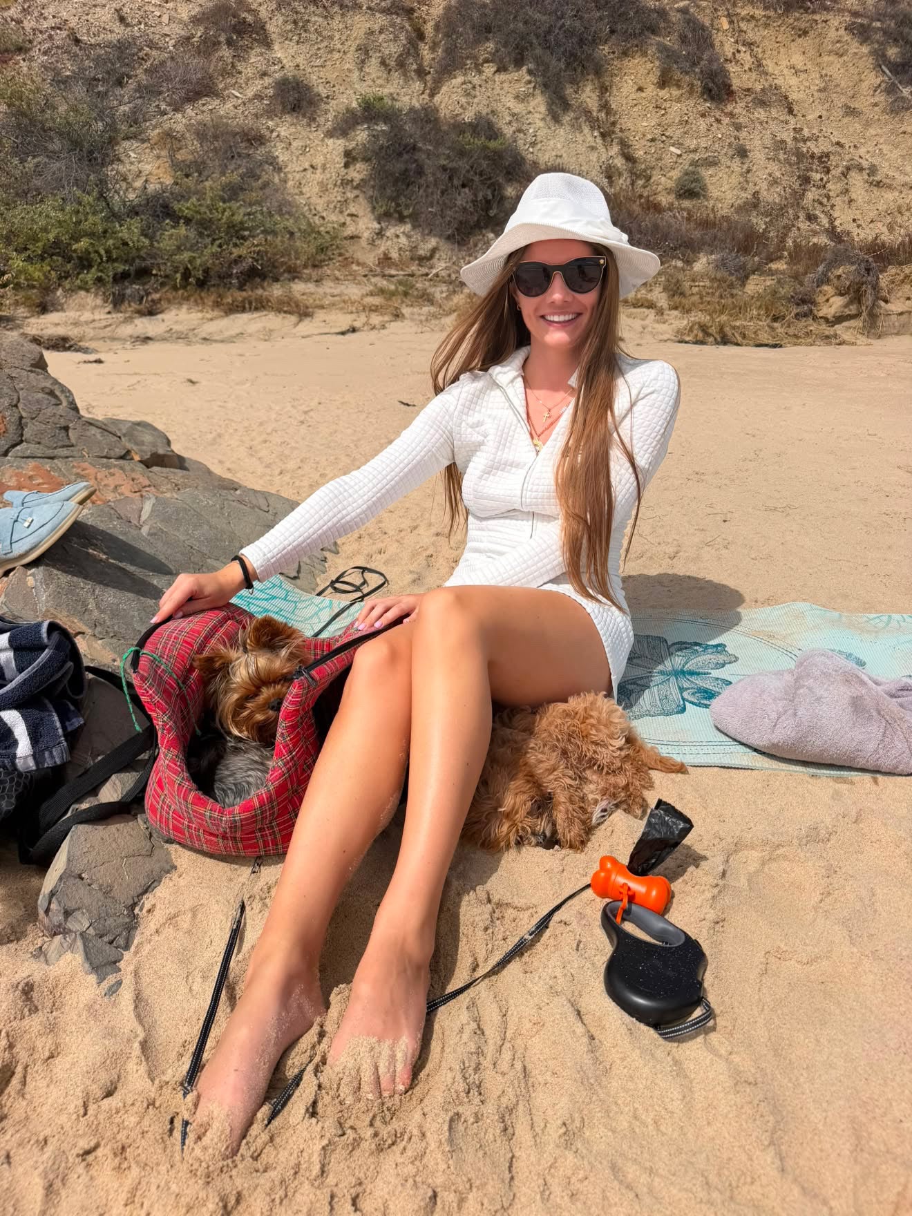 Model wearing SOVRA Los Angeles white blazer with peplum basque, proudly made in USA
